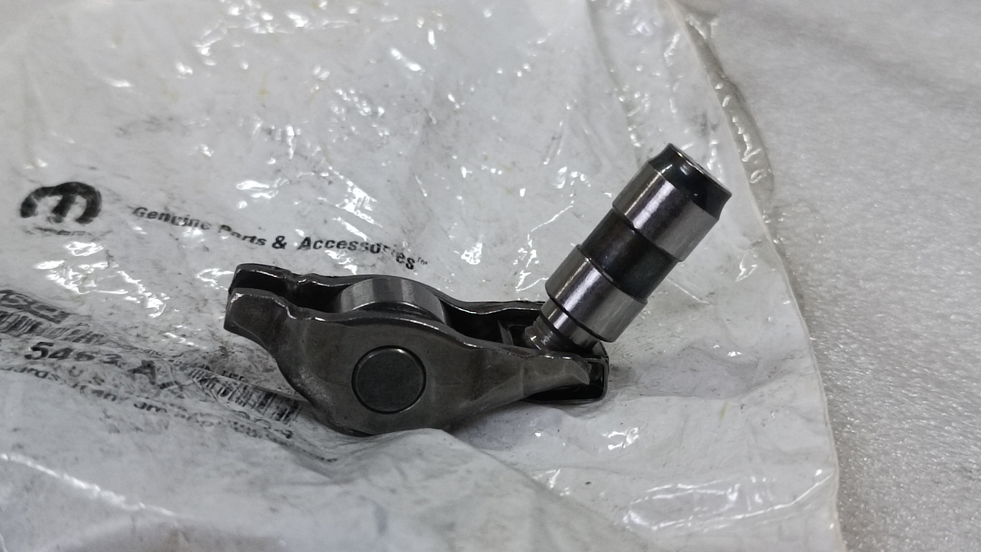 11-2024 JEEP DODGE CHRYSLER 3.6L ROCKER ARMS & VALVE LIFTERS KIT OEM MOPAR 68245463AA