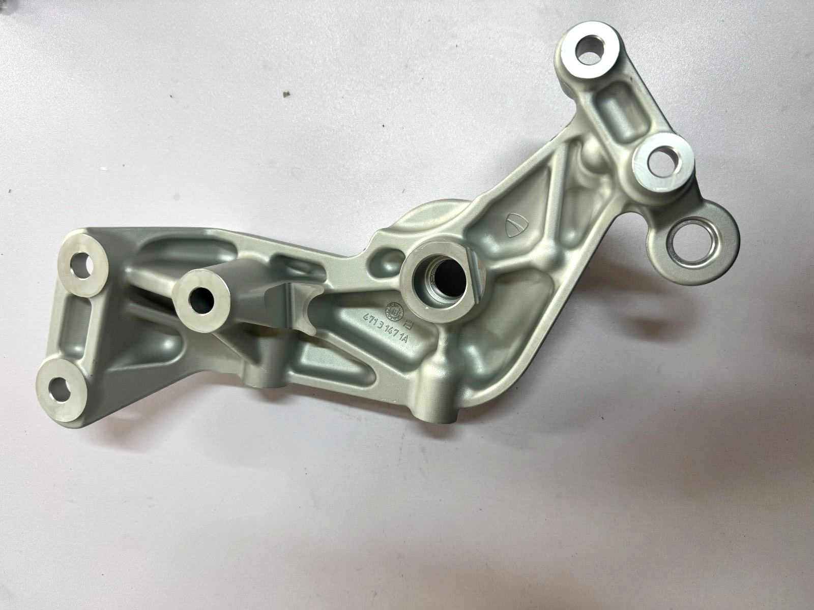 [NEW] Genuine Ducati Left Hand (L.H.) Plate for Diavel 1260 47111472AA