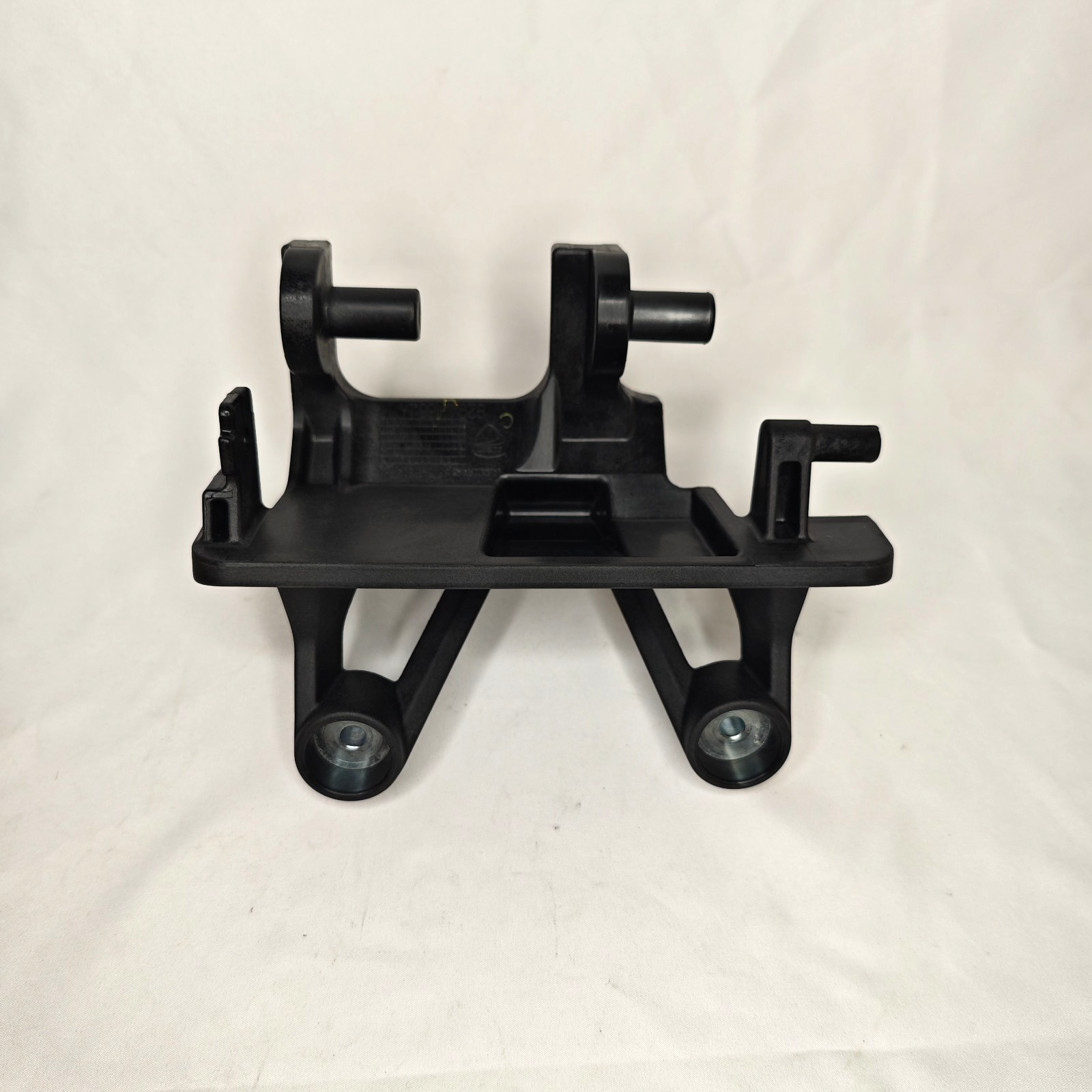 NEW - DUCATI DIAVEL 1260 2020 OIL COOLER MOUNTING BRACKET SUPPORT STAY 8291H662a