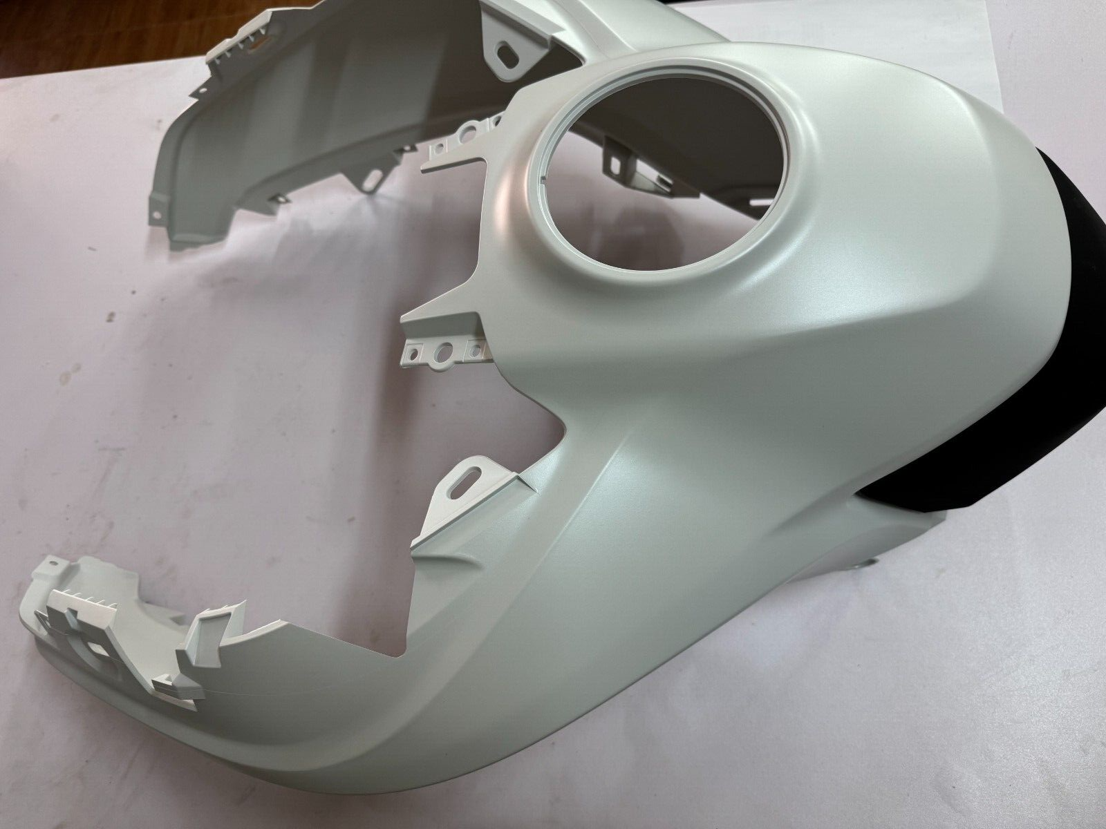 [NEW] DUCATI 2017 2018 Multistrada 950 Fuel Tank Cap Cover Fairing - 48026891AW