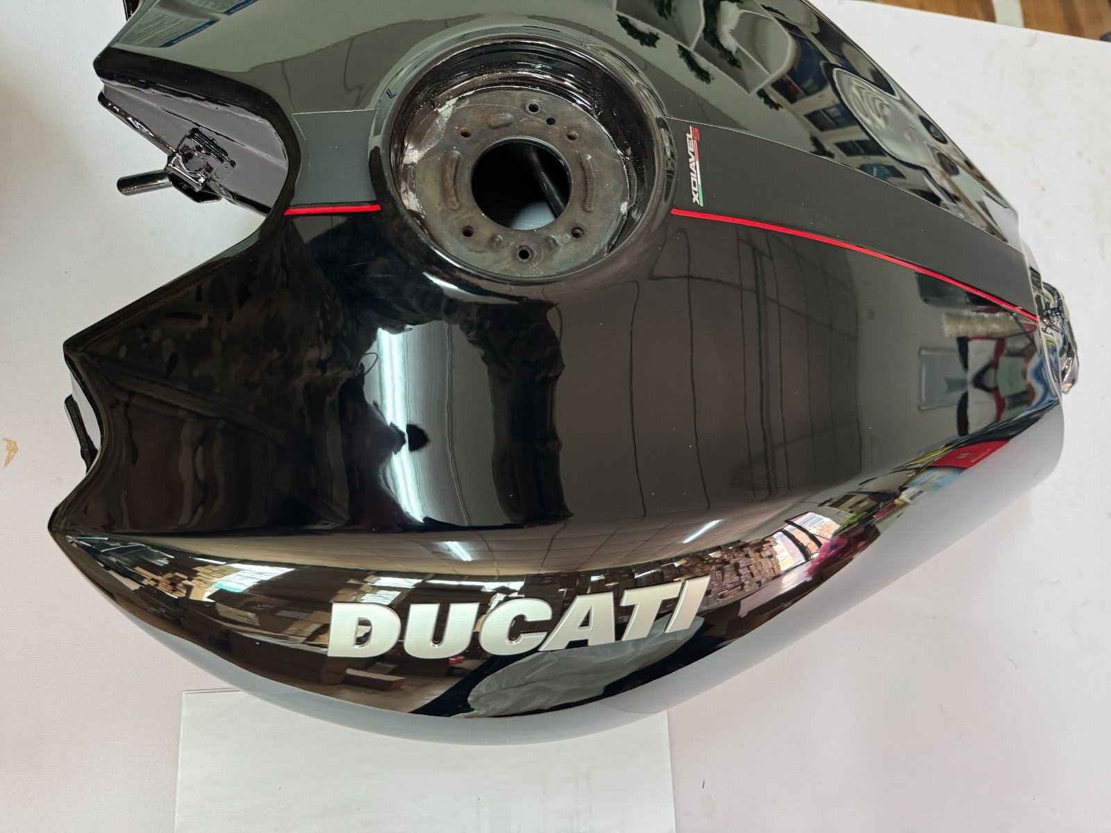 [NEW] Genuine Ducati 2017-2022 Diavel XDiavel S Gloss Black Fuel Tank 58612721AM