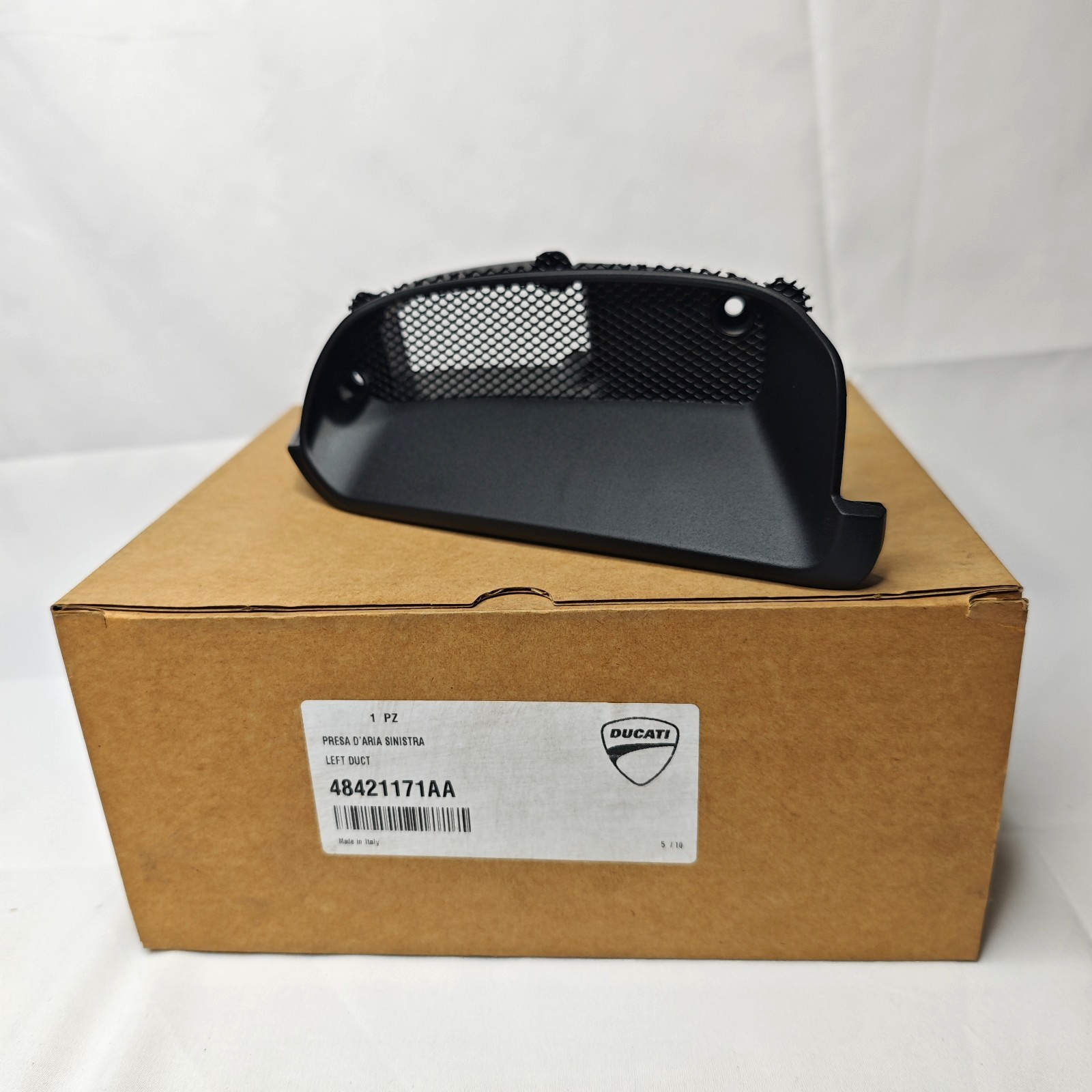 Ducati OEM Air Intake Diavel 1200 Diesel FL Carbon Titanium Left CD 48421171AA